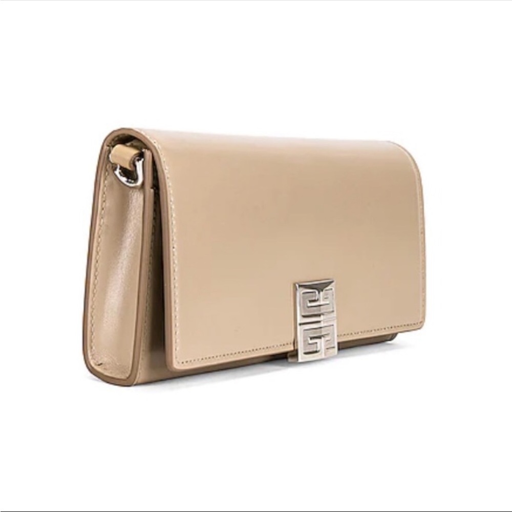 Givenchy leather 4G logo chain wallet- Dune